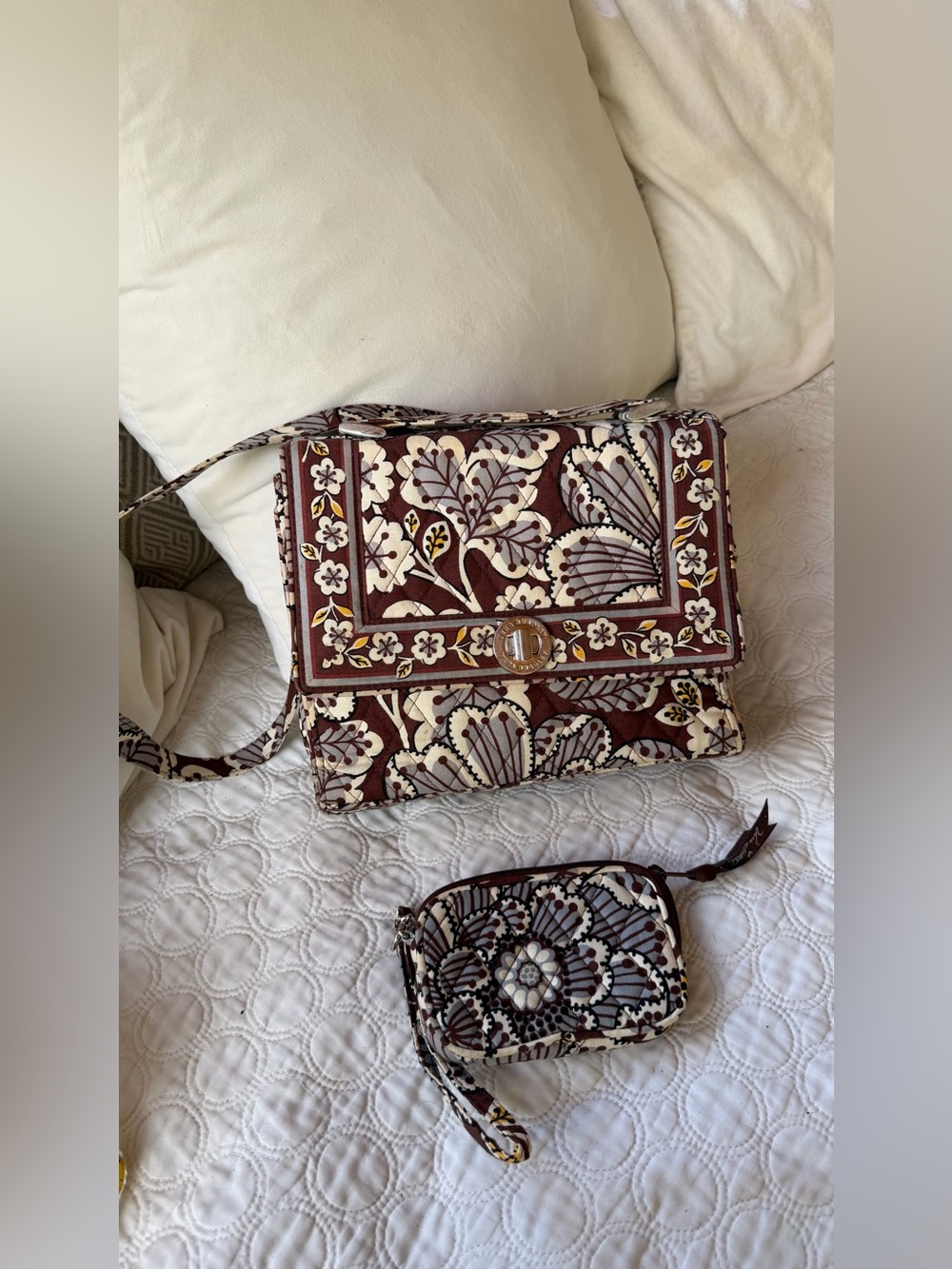 Vera Bradley Julia convertible crossbody bag in the retired Slate Blooms.